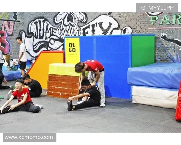 重庆极限运动队如何通过防守革新提升竞技水平与团队协作能力